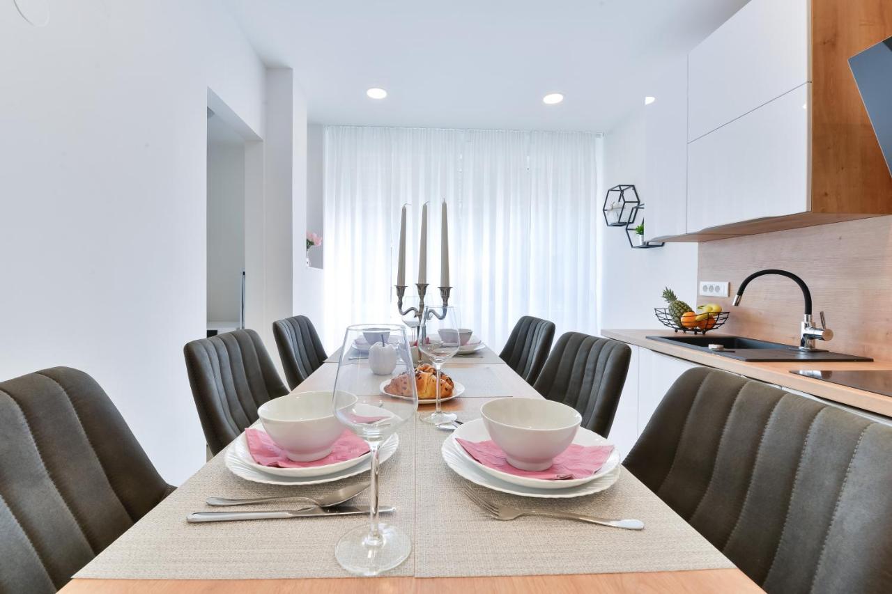 Zara Lumina Apartment Extérieur photo