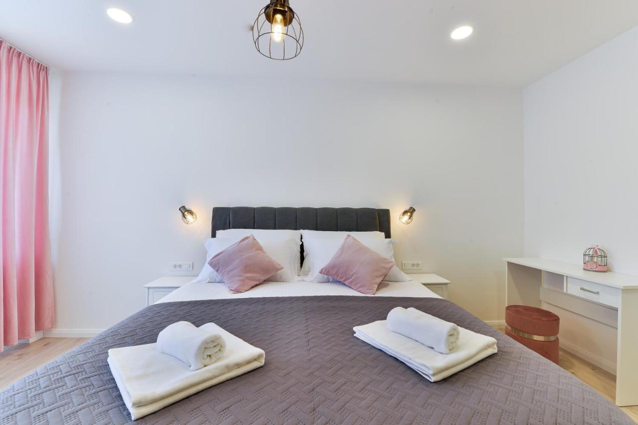 Zara Lumina Apartment Extérieur photo